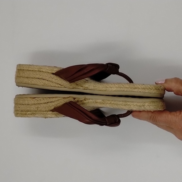 Yellow Box HTF rope woven sandals size 6.5 brown 1" heel - Picture 3 of 10